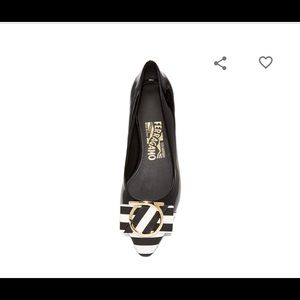 Salvatore Ferragamo Ezia Stripe flats, Black, US 9.5